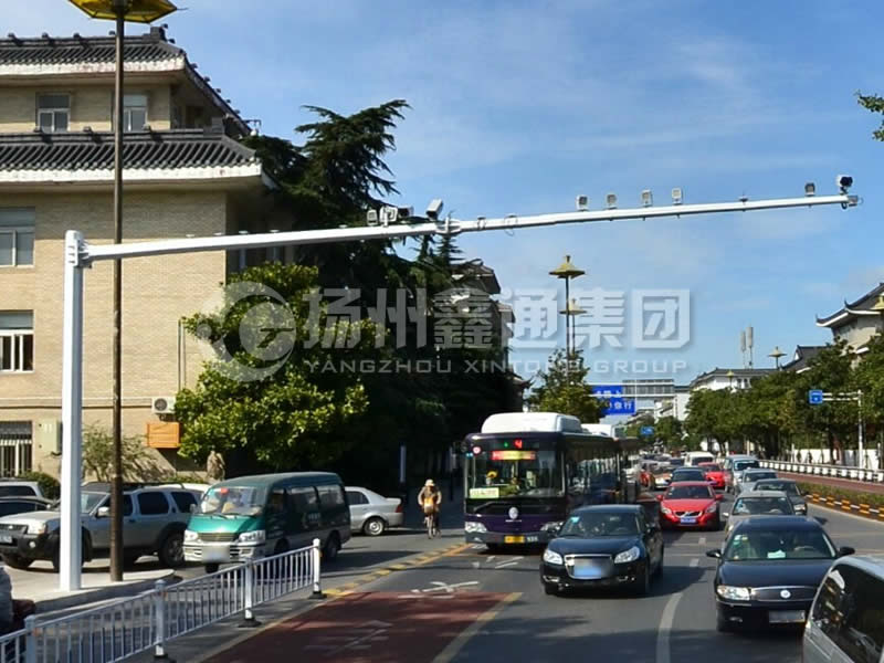 DJG-007，電子警察桿，闖紅燈抓拍桿