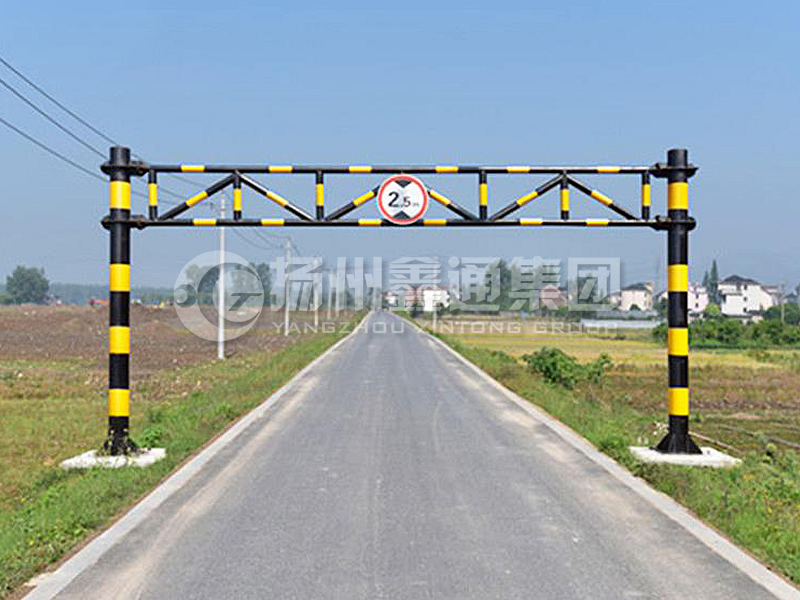 LMJ-020，鄉(xiāng)道限高龍門(mén)架