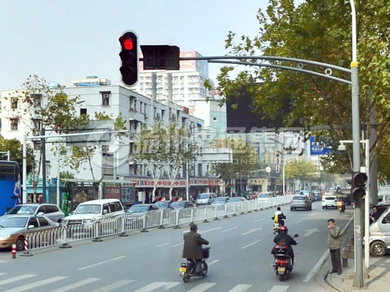 XHDG-015，A字臂信號(hào)燈桿